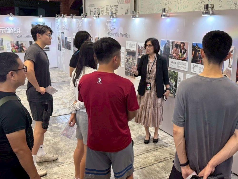 觀展師生及社區民眾對本次展覽給予高度回饋